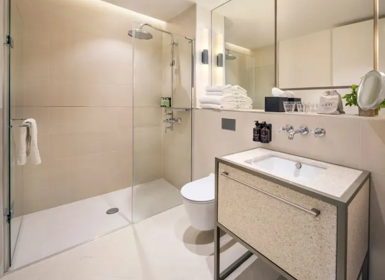 Premium Studio Courtyard